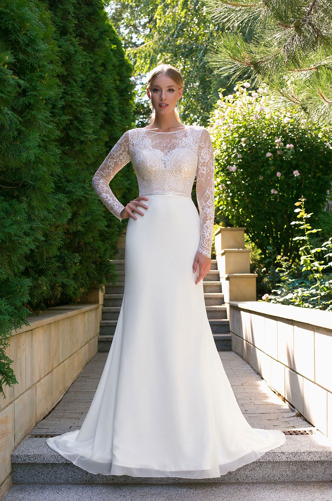 Sample Sale Bibbidi Bobbidi Boo Bridal Boutique East Kilbride, Glasgow Scotland